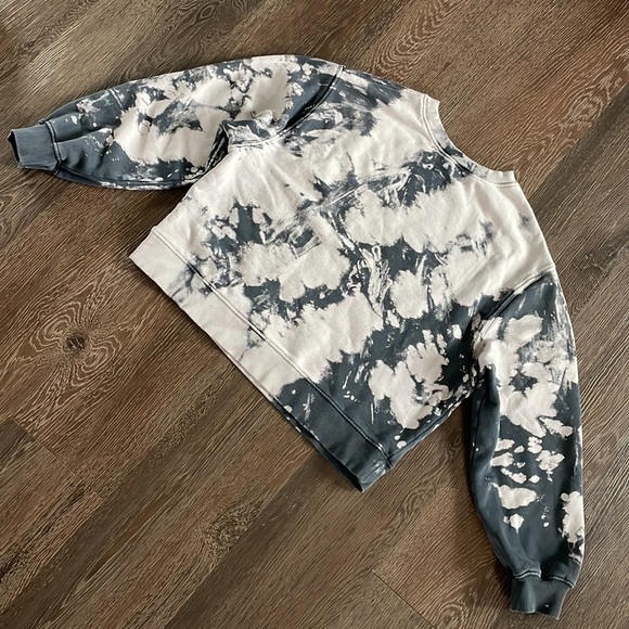 ✅SOLD✅Zara acid wash crew neck sweatshirt size small - Picture 4 of 9